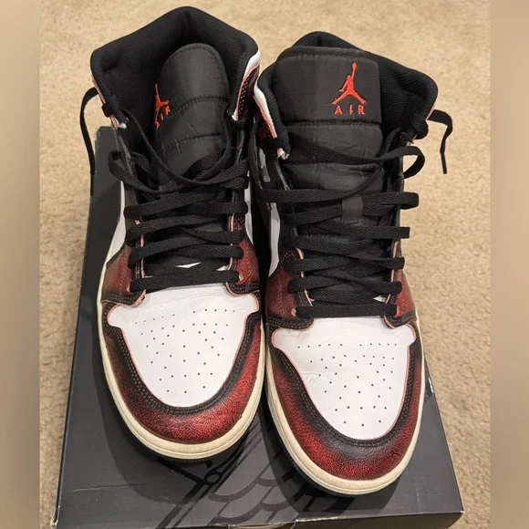 Jordan 1 mid wear away Chicago - Picture 6 of 9